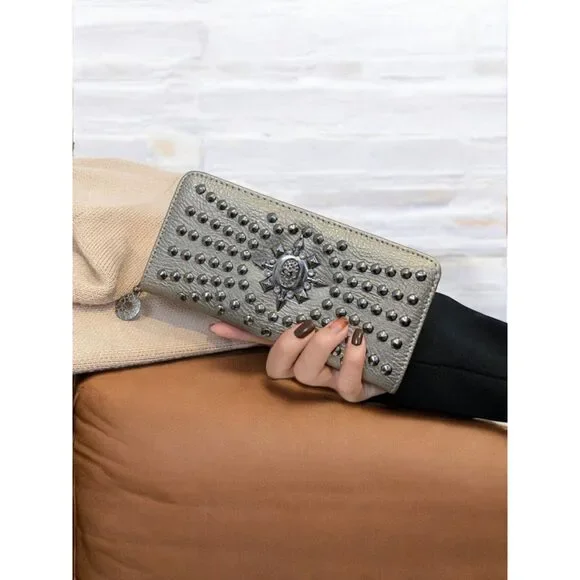 Riveted Skull Bound Oversized Fashion Wallets - Picture 7 of 12